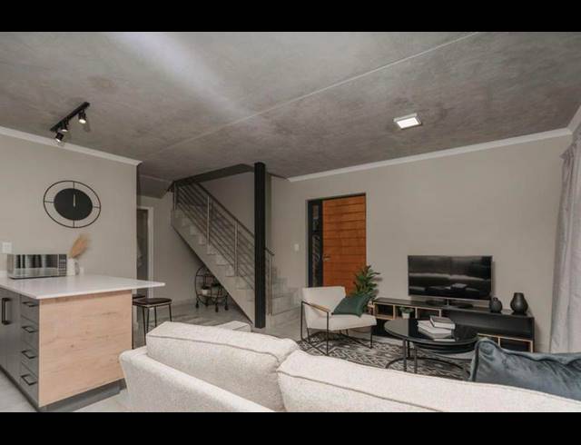 3 BEDROOM APARTMENT FOR SALE IN SINOVILLE